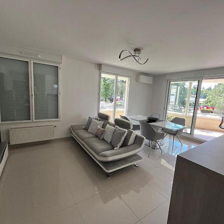 Charbonnières-les-Bains Appartement Entierement Equipe מראה חיצוני תמונה